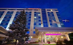 Armon Plaza Montreal Airpt, Trademark Collection By Wyndham Hotel Exterior photo
